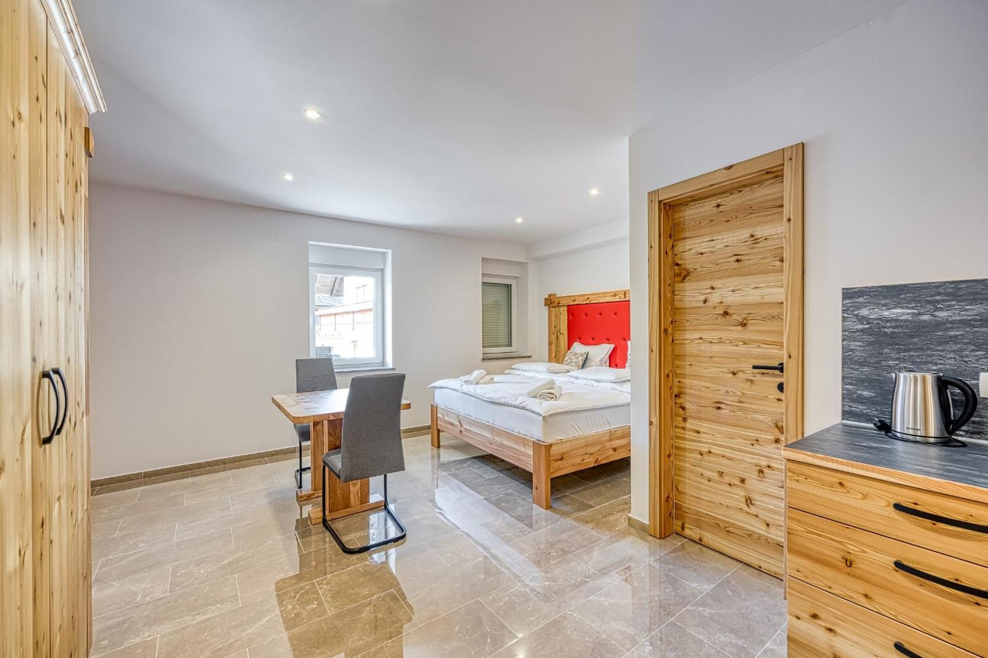 Apartments Viktor Rateče Rom bilde